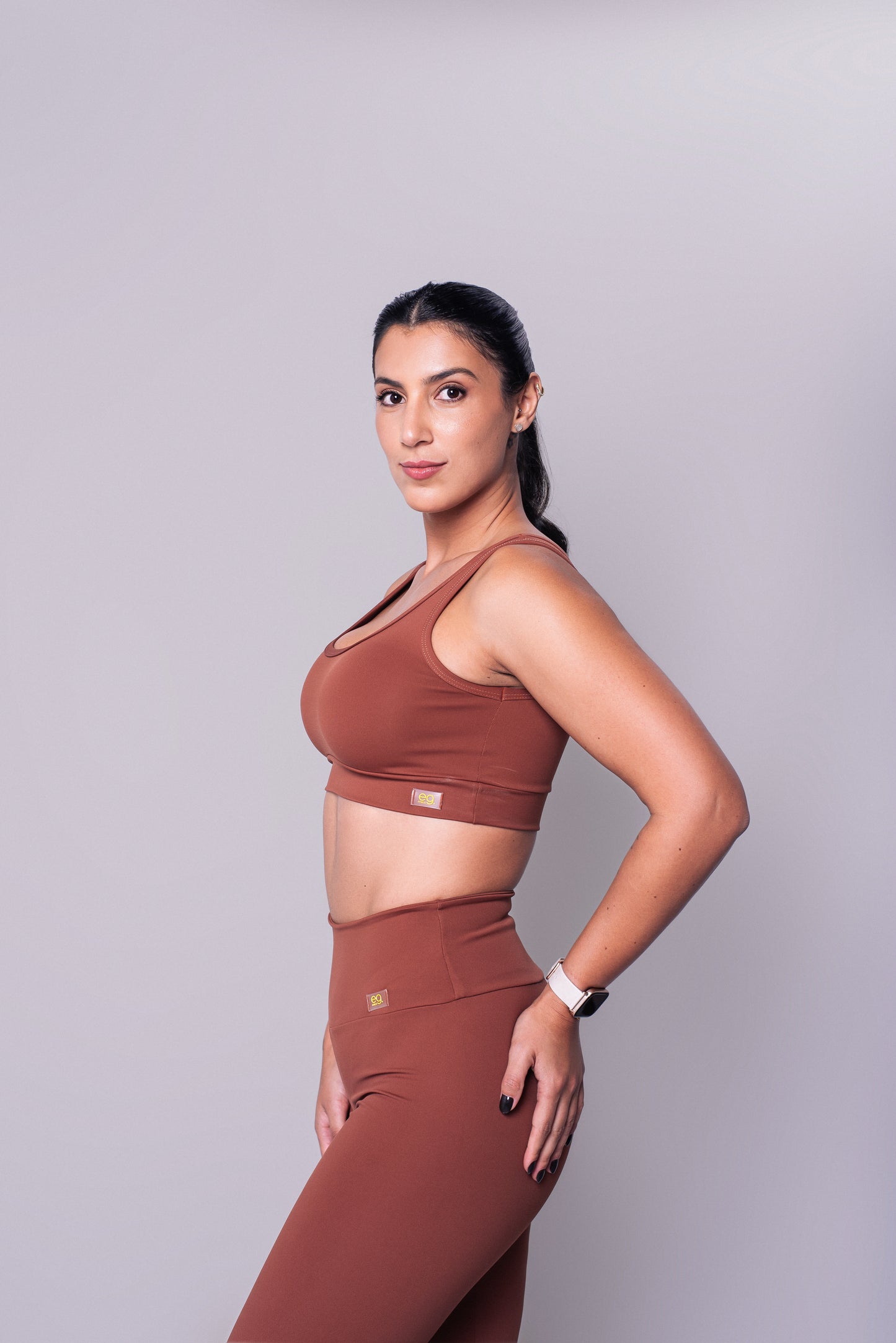 Conjunto  Fitness Feminino Ambar com Alta Compressão e Proteção Solar FPU 50+