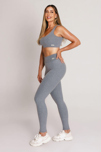 Conjunto Fitness Feminino Cinza | Proteção Solar FPU 50+, LYCRA®, Conforto e Luxo
